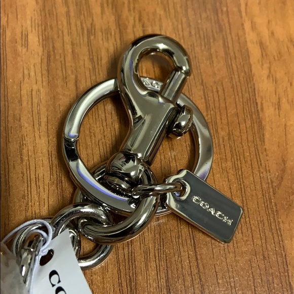 NWT Coach Rose Gold 3D Bear Keychain - Picture 7 of 9